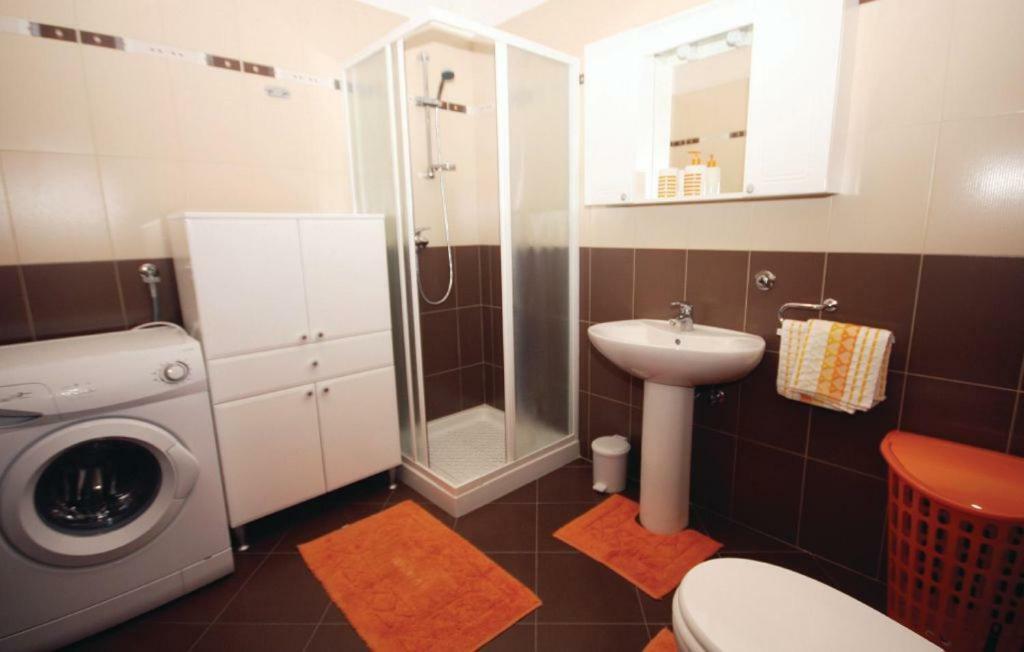 Holiday Home Elis Fazana Exterior photo